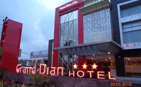 Grand Dian Hotel Slawi