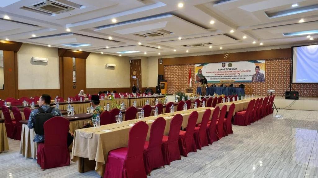 Grand Dian Hotel Slawi Tegal  Bagian luar foto