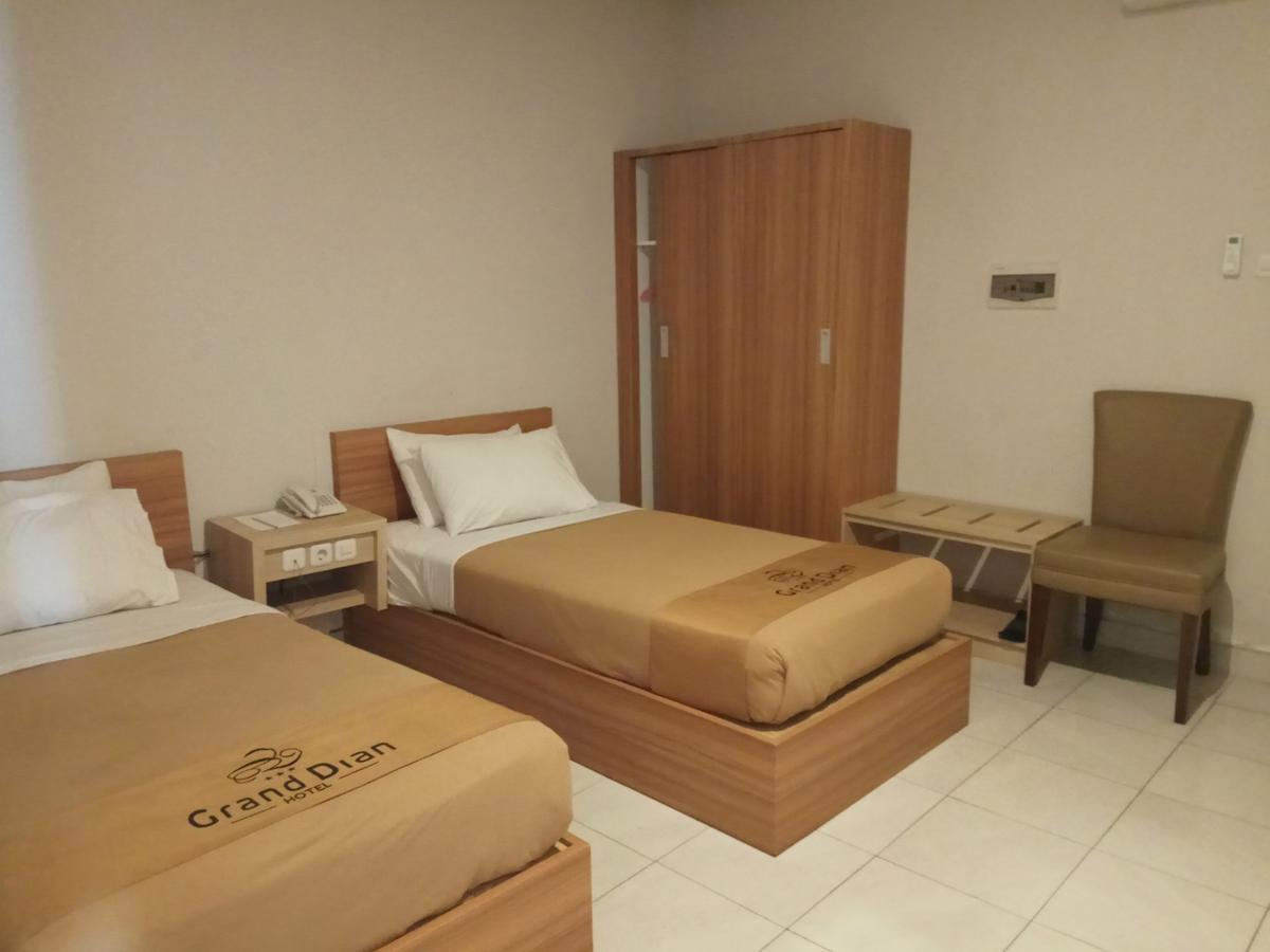 Grand Dian Hotel Slawi Tegal  Bagian luar foto