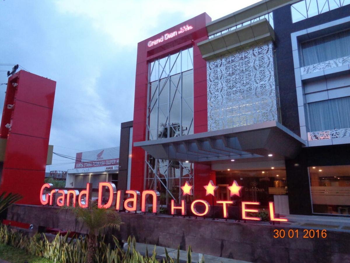 Grand Dian Hotel Slawi Tegal  Bagian luar foto